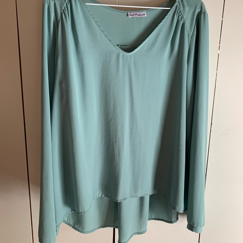 Mint long sleeved shirt